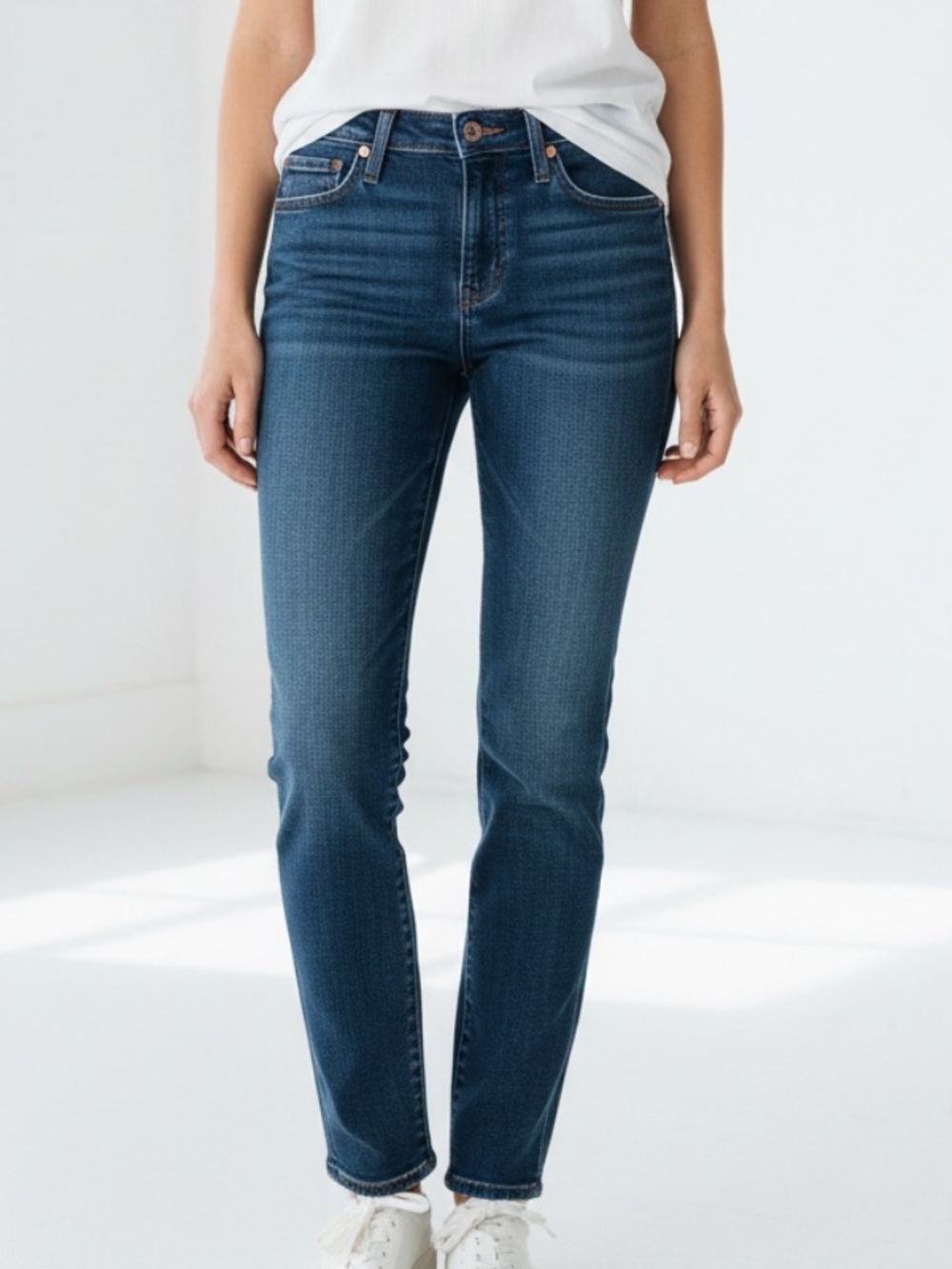 AG Adriano Goldschmied Stevie ankle jeans